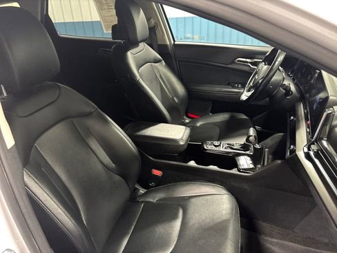 Used 2023 Kia Sportage EX image 38