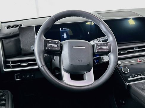 Used 2026 Hyundai Santa Fe SEL FWD image 18
