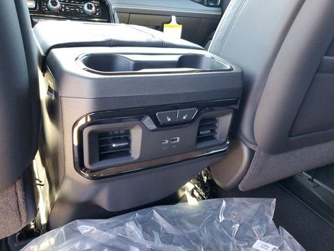 New 2026 GMC Sierra 2500 AT4X image 17