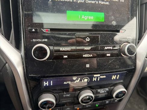Used 2022 Subaru Ascent Touring image 15