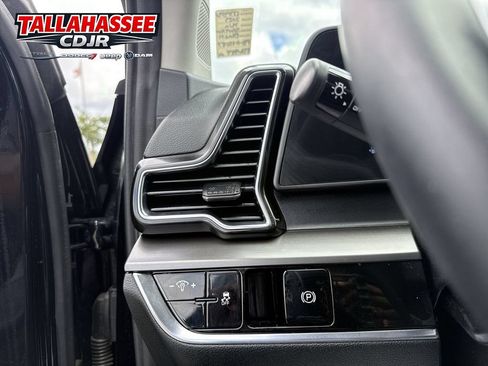 Used 2023 Kia Sportage EX FWD image 39