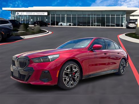 Used 2025 BMW 530i w/ M Sport Package RWD image 1