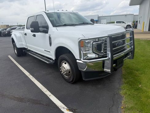 Used 2021 Ford F350 XLT AWD/4WD image 8