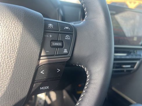 Used 2026 Toyota Camry SE w/ Convenience Package image 19