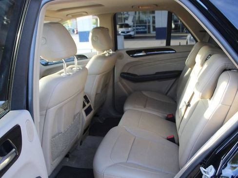 Used 2015 Mercedes-Benz ML 250 BlueTEC 4MATIC image 14