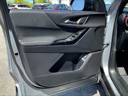 Used 2026 Chevrolet Equinox RS w/ Convenience Package III image 17