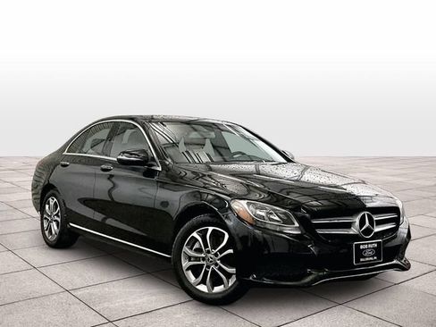 Used 2018 Mercedes-Benz C 300 4MATIC Sedan image 2