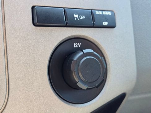 Used 2015 Ford F250 XLT w/ XLT Value Package AWD/4WD image 23