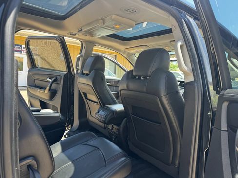 Used 2016 GMC Acadia SLT w/ Premium Edition FWD image 8
