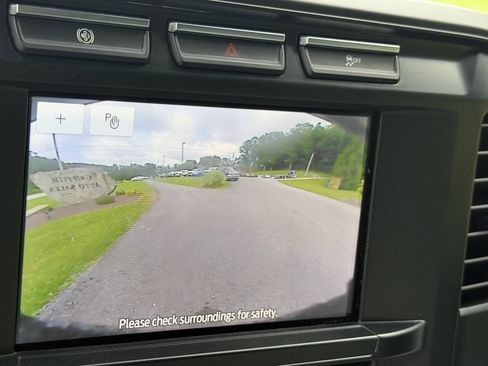 Used 2023 Ford F550 4x4 Regular Cab Super Duty image 50