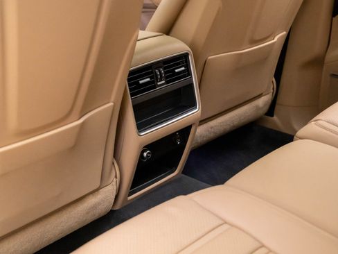 Certified 2020 Porsche Cayenne image 18