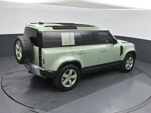 Used 2023 Land Rover Defender 110 75th Limited Edition AWD/4WD image 32