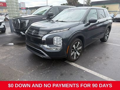 Used 2025 Mitsubishi Outlander SE