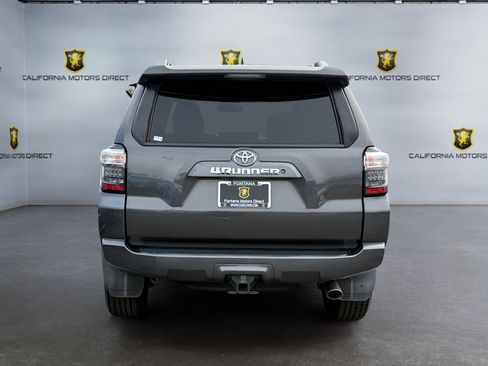 Used 2016 Toyota 4Runner SR5 image 4