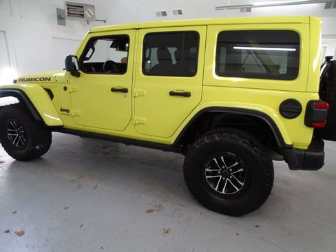 Certified 2024 Jeep Wrangler Unlimited Rubicon image 19