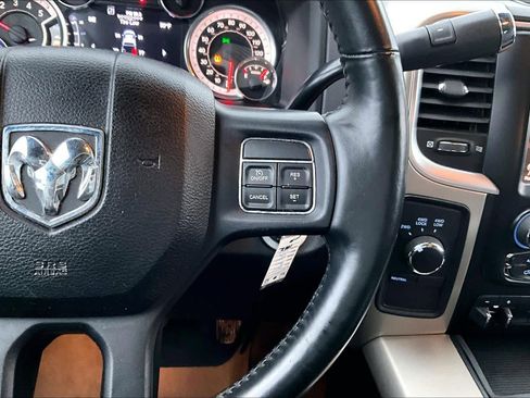 Used 2015 RAM 2500 Big Horn image 26