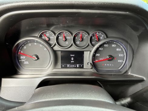Used 2025 Chevrolet Silverado 1500 Custom Trail Boss AWD/4WD image 31