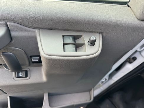 Used 2021 GMC Savana 2500 Regular Van 3D w/ Driver Convenience Package image 25