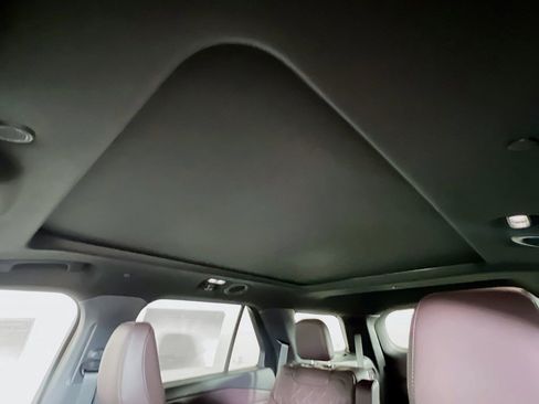 New 2026 Ford Explorer Platinum image 28