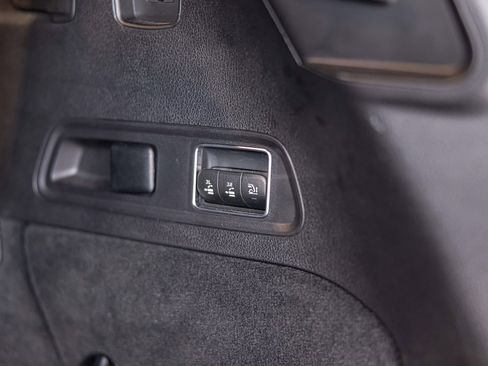 Used 2025 Mercedes-Benz GLS 450 4MATIC image 20