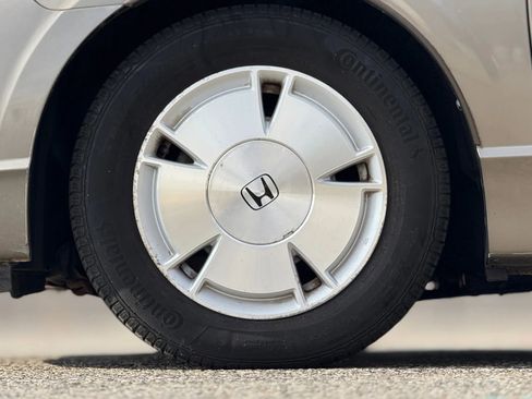 Used 2007 Honda Civic Hybrid Sedan image 28