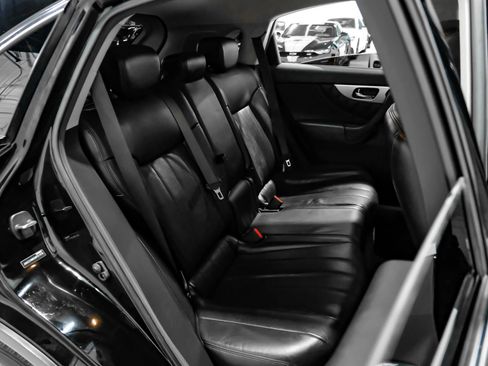 Used 2016 INFINITI QX70 3.7 w/ Premium Package image 42