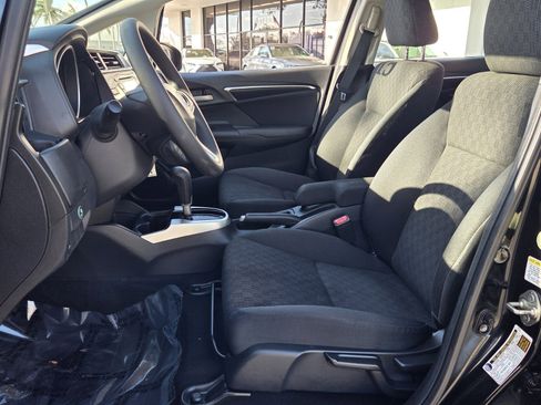 Used 2015 Honda Fit LX image 10