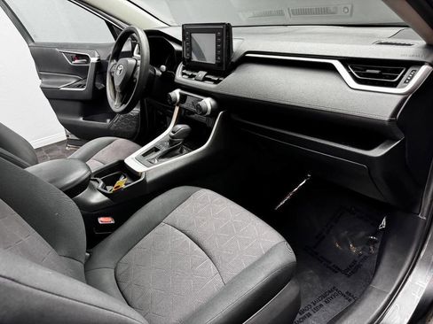 Used 2019 Toyota RAV4 XLE image 58