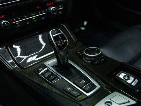 Used 2016 BMW 535i xDrive 535i xDrive Sedan 4D image 38