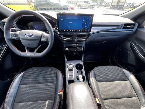 Used 2025 Ford Escape ST-Line w/ Tech Pack #1 FWD image 18