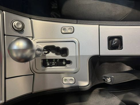 Used 2005 Chrysler Crossfire SRT-6 RWD image 16