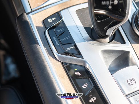 Used 2020 BMW 750i xDrive xDrive M SPORT LINE w/ Executive Package image 37