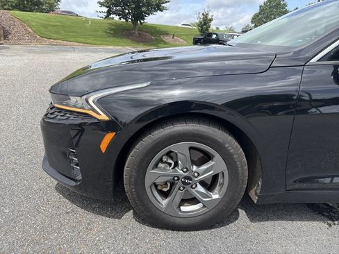 Used 2022 Kia K5 LXS FWD image 30
