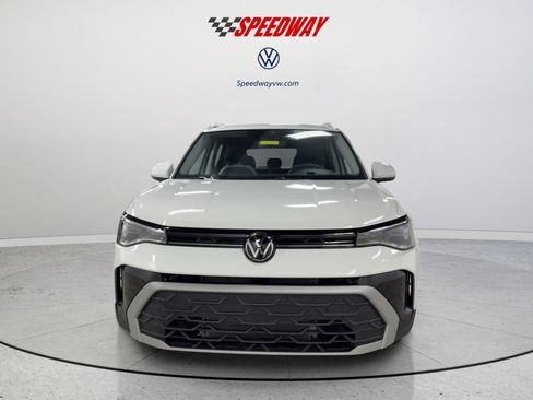 New 2026 Volkswagen Taos SE AWD/4WD image 3