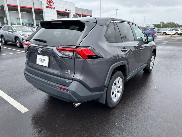 Used 2023 Toyota RAV4 LE AWD/4WD image 5