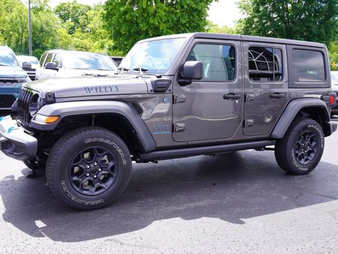 Used 2023 Jeep Wrangler Unlimited w/ Cold Weather Group AWD/4WD image 8