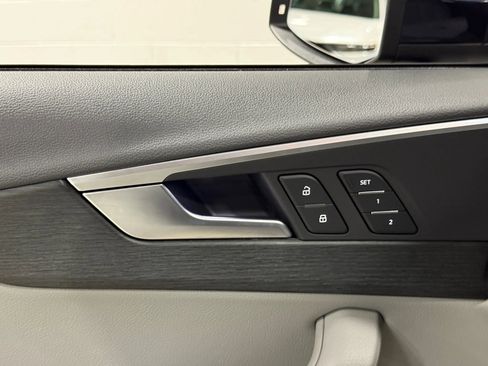 Used 2017 Audi A4 2.0T Premium w/ Convenience Package image 13