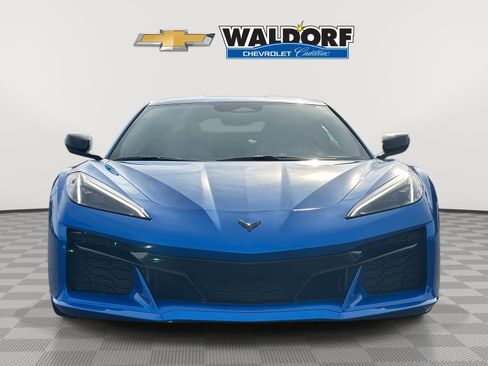 Used 2025 Chevrolet Corvette Z06 image 2