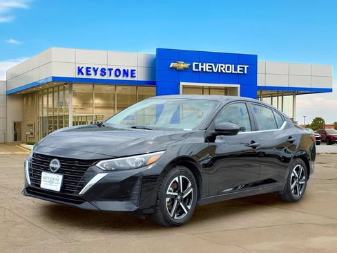 Used 2025 Nissan Sentra SV FWD image 7