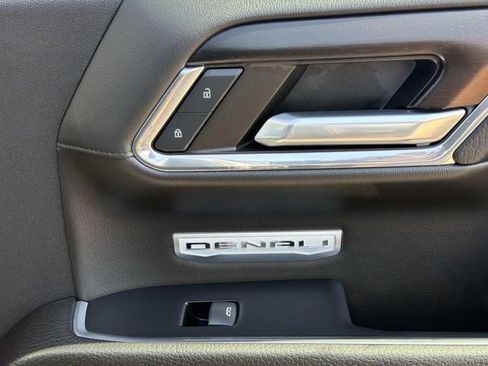 Used 2024 GMC Sierra 1500 Denali AWD/4WD image 20