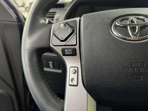 Used 2021 Toyota 4Runner SR5 Premium w/ Moonroof Package AWD/4WD image 18