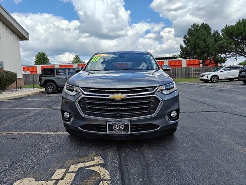 Used 2019 Chevrolet Traverse Premier w/ Driver Confidence II Package FWD image 8