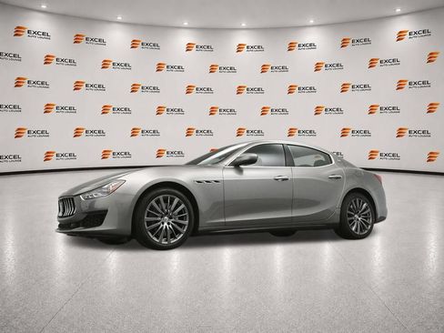 Used 2021 Maserati Ghibli S RWD image 41