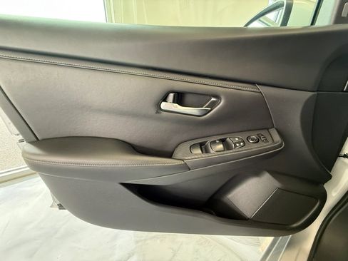 Used 2023 Nissan Sentra SV w/ All-Weather Package FWD image 30