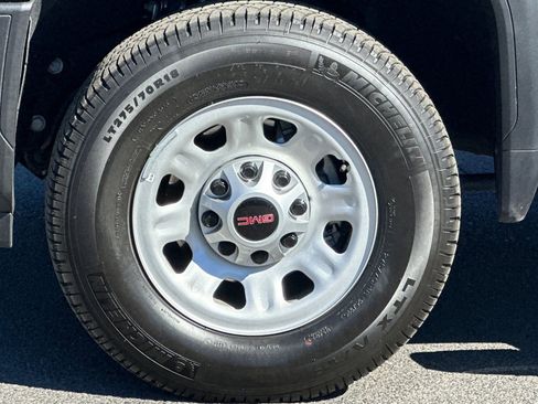 Used 2024 GMC Sierra 2500 Pro image 30