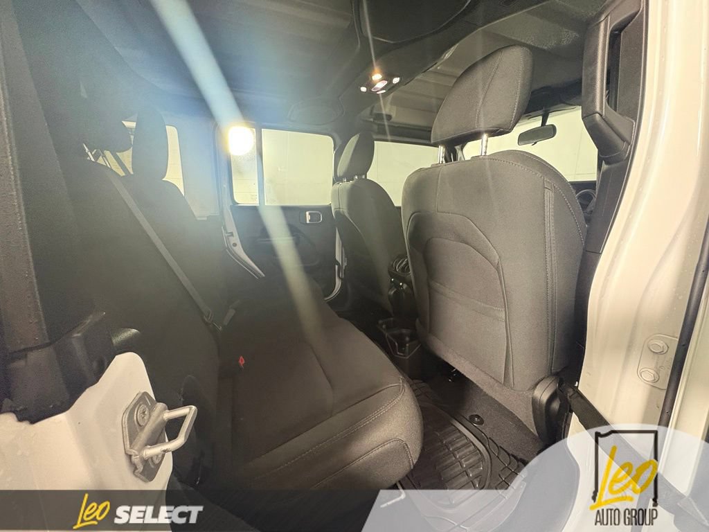 Used 2021 Jeep Wrangler Unlimited Sport AWD/4WD image 10