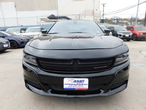 Used 2021 Dodge Charger Police image 2