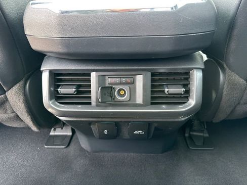 Used 2023 Ford F150 Lariat w/ Equipment Group 502A High AWD/4WD image 17
