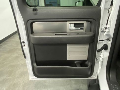 Used 2014 Ford F150 Raptor w/ Equipment Group 801A Luxury image 40