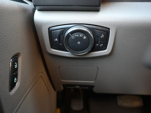 Used 2018 Ford F250 XLT image 11